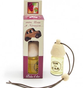 On The Car Uvas Y Naranjos