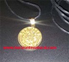 Colgante Tetragramaton Ba&ntilde;ado En Oro
